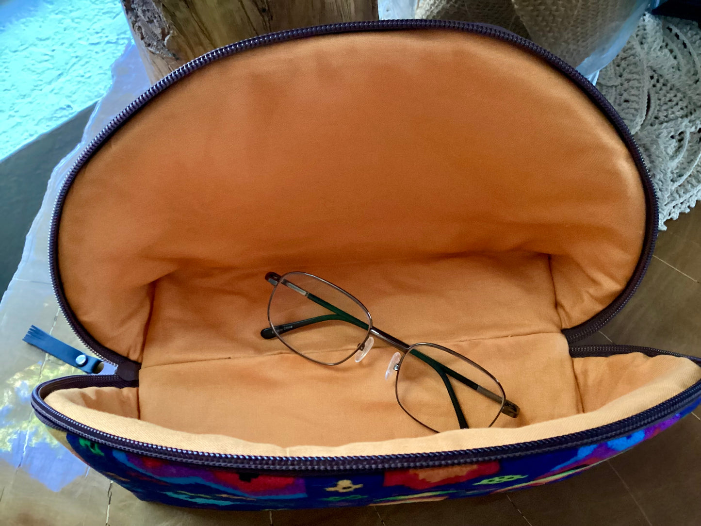 Mayan-inspired Curved Pouch